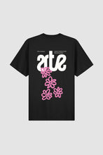 Laden Sie das Bild in den Galerie-Viewer, Arte Antwerp - Flowers Back T-shirt - Black T-Shirts Arte Antwerp
