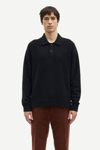 Laden Sie das Bild in den Galerie-Viewer, Samsøe Samsøe - Sanino Polo 15179 - Black Pullover Samsøe Samsøe
