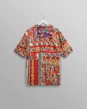 Laden Sie das Bild in den Galerie-Viewer, Wax London - Didcot Shirt Red/Multi Abstract Tile Hemden Wax London
