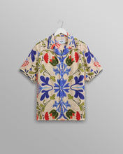 Laden Sie das Bild in den Galerie-Viewer, Wax London - Didcot Shirt Multi Summer Floral Hemden Wax London
