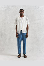 Laden Sie das Bild in den Galerie-Viewer, Wax London - Didcot Shirt White Corded Lace Hemden Wax London

