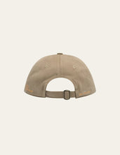 Laden Sie das Bild in den Galerie-Viewer, Wax London - Late Night Service Dad Cap - Desert Taupe Caps Les Deux
