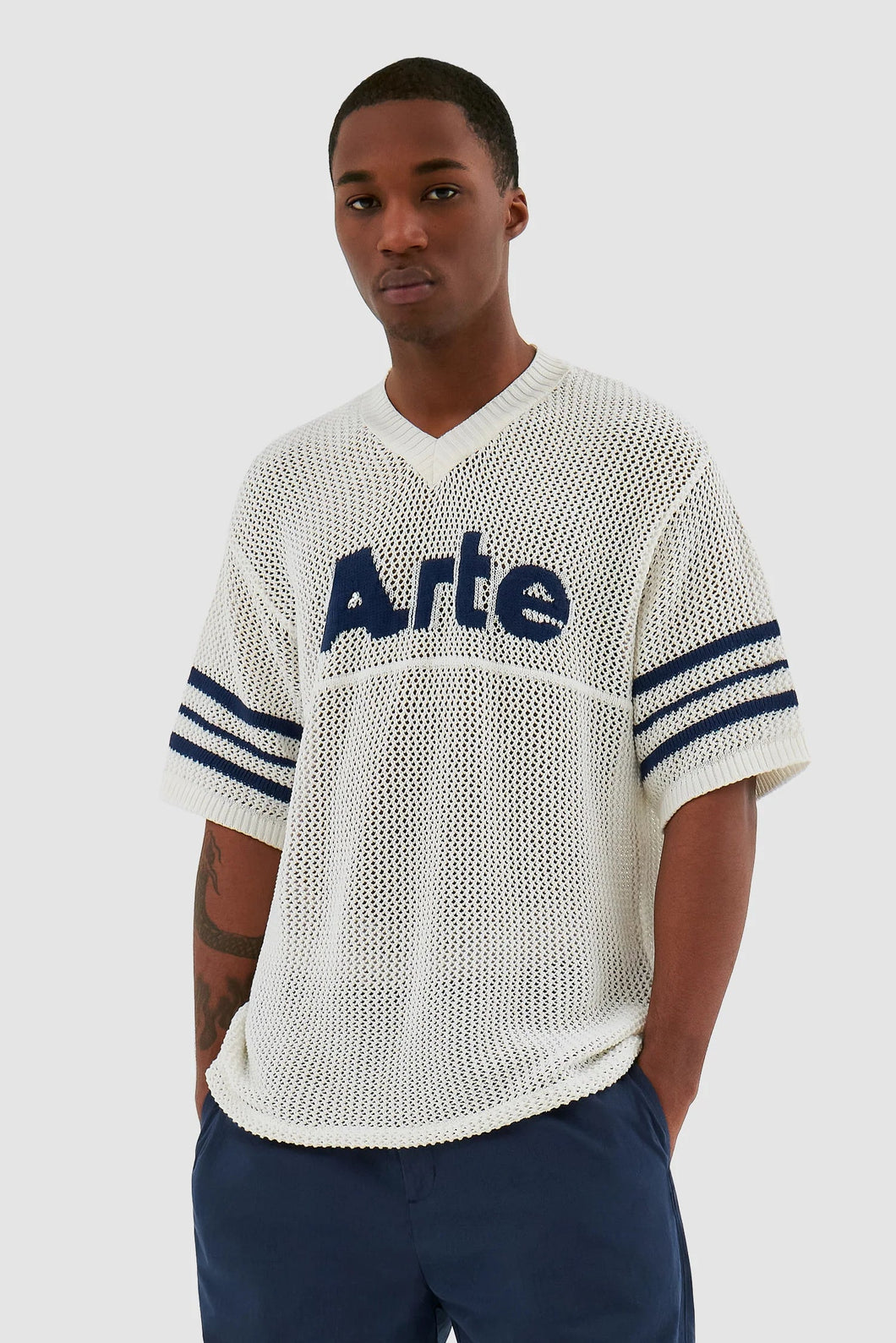 Arte Antwerp - Shane Knit Stripe Shirt - White T-Shirts Arte Antwerp