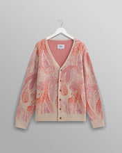 Laden Sie das Bild in den Galerie-Viewer, Wax London - Alban Cardigan Paisley - Pink Pullover Wax London
