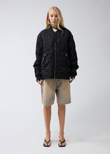 Laden Sie das Bild in den Galerie-Viewer, New Amsterdam - Quilted Jacket - Black Jacken New Amsterdam
