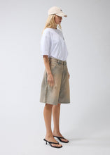 Laden Sie das Bild in den Galerie-Viewer, New Amsterdam - Denim Shorts - Dune Shorts New Amsterdam

