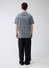 Laden Sie das Bild in den Galerie-Viewer, New Amsterdam - Logo Tee - Grey T-Shirts New Amsterdam
