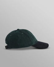 Laden Sie das Bild in den Galerie-Viewer, Wax London - Spencer Corduroy Sports Cap - Green/Navy Caps Wax London
