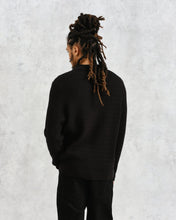 Laden Sie das Bild in den Galerie-Viewer, Wax London - Tristan Cable Stitch Knitted Shirt - Black Hemden Wax London
